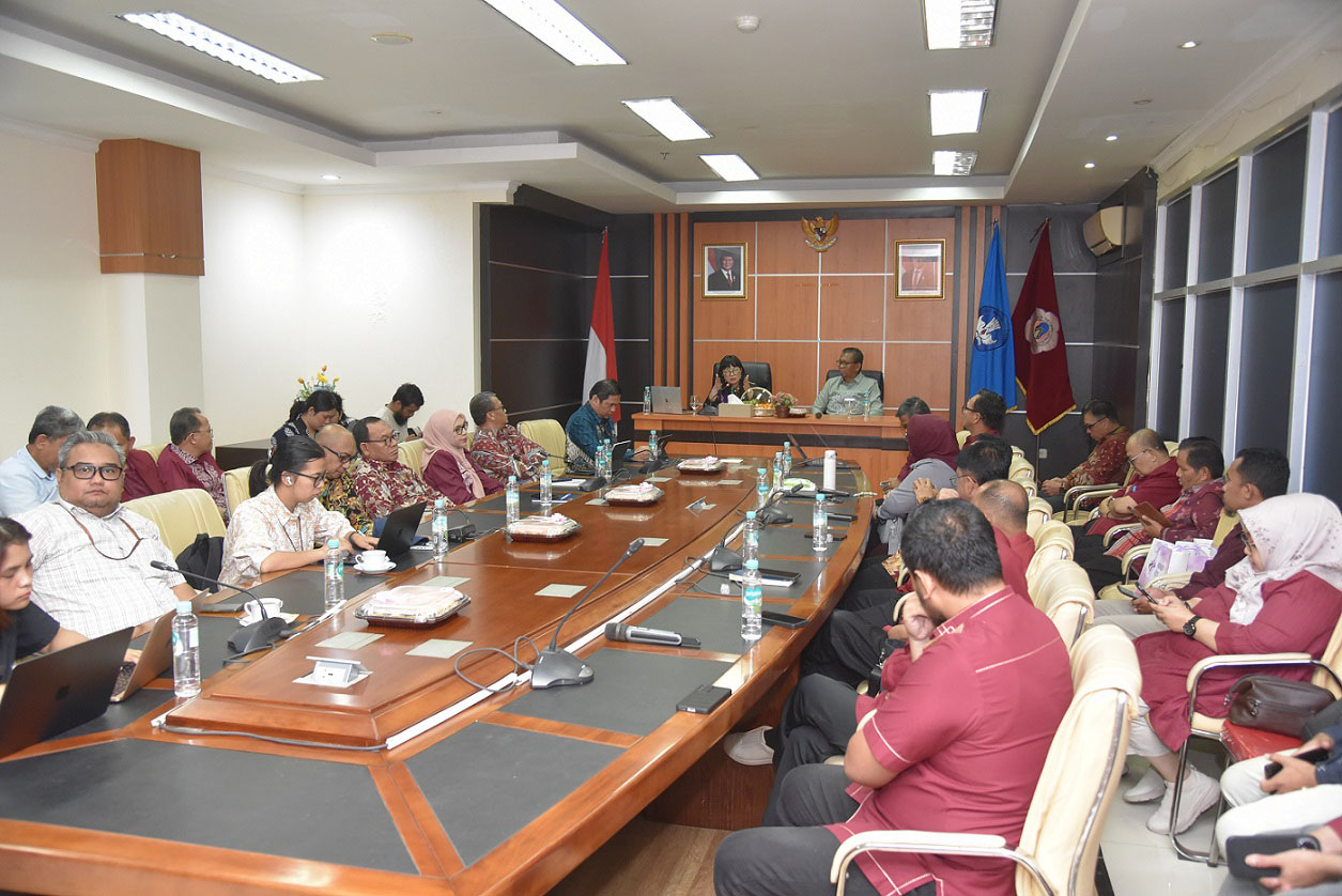 Wamen Diktisaintek Kunjungi UNG, Berikan Penguatan Ekosistem Riset untuk Para Peneliti